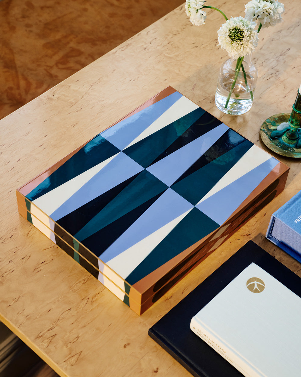 Lacquered Backgammon – corporate gift by EWA Gifts