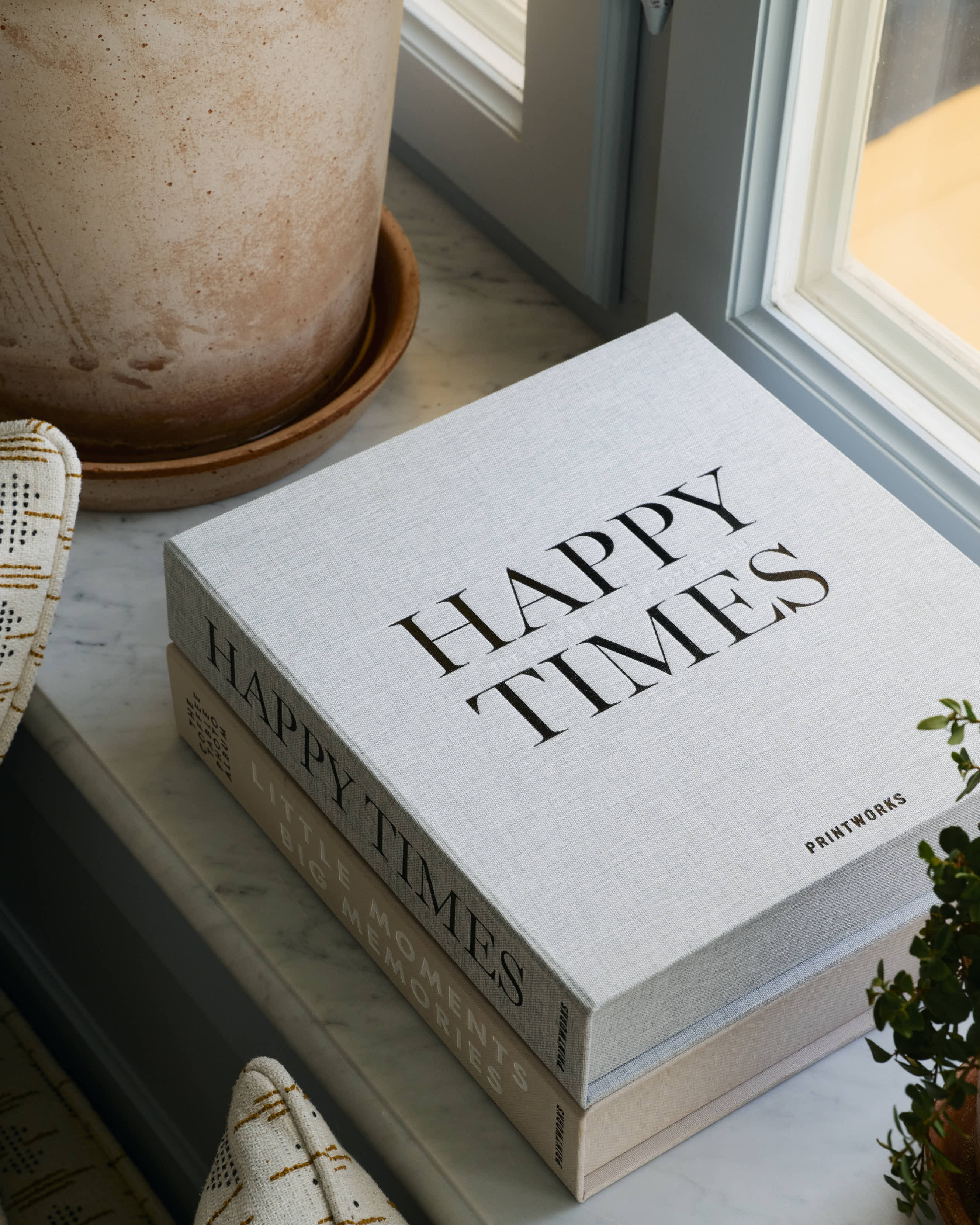 Happy Times (S) – corporate gift by EWA Gifts
