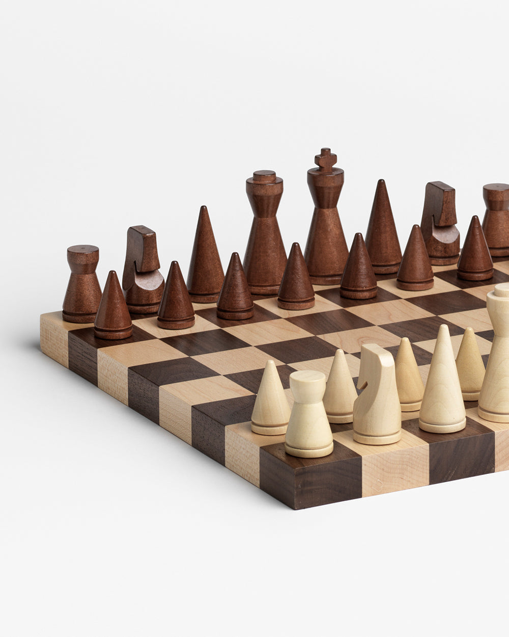 The Minimalist Chess, Legacy – corporate gift by EWA Gifts