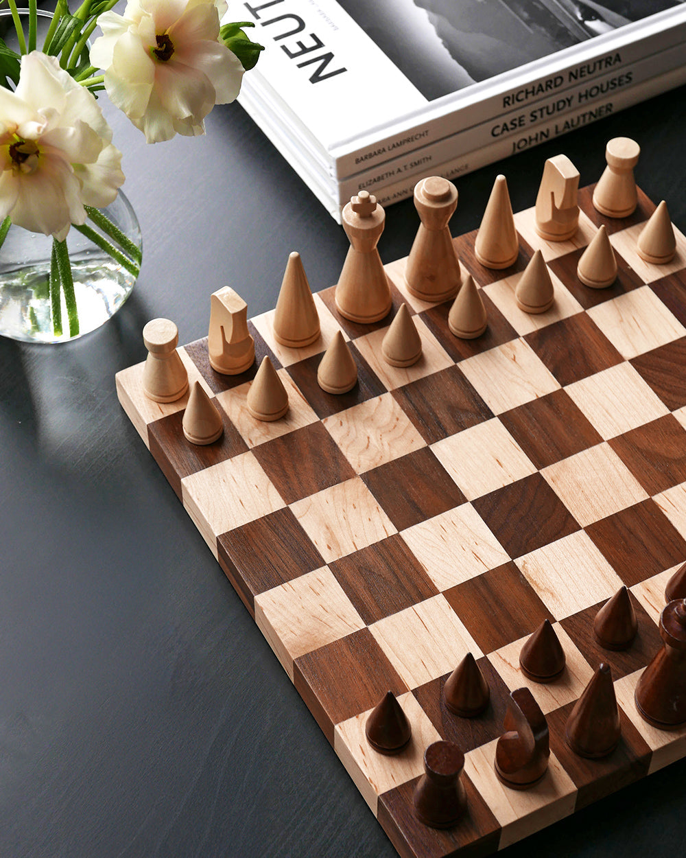 The Minimalist Chess, Legacy – corporate gift by EWA Gifts